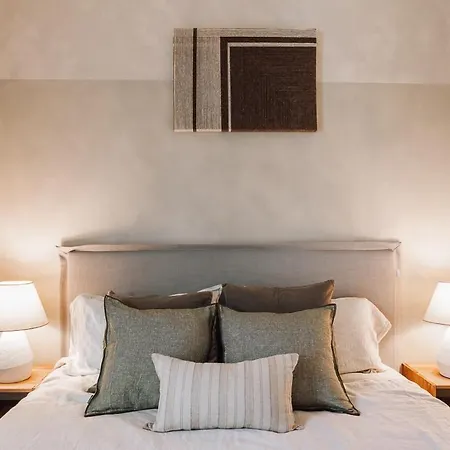 Nivar - 2 Bedrooms In Eixample Esquerra Barcelona